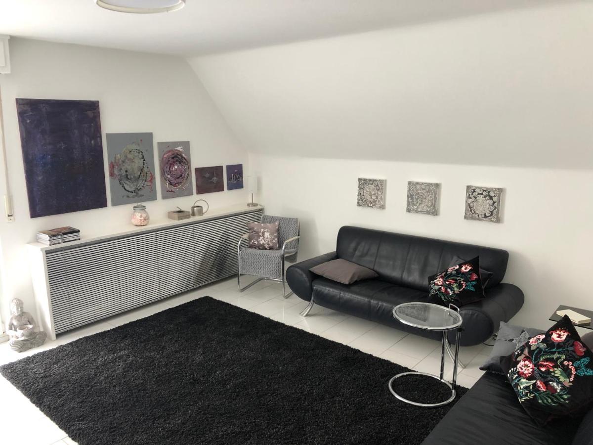 Bel Art Etage Mit Grossem Parkplatz Apartment Haan Exterior photo