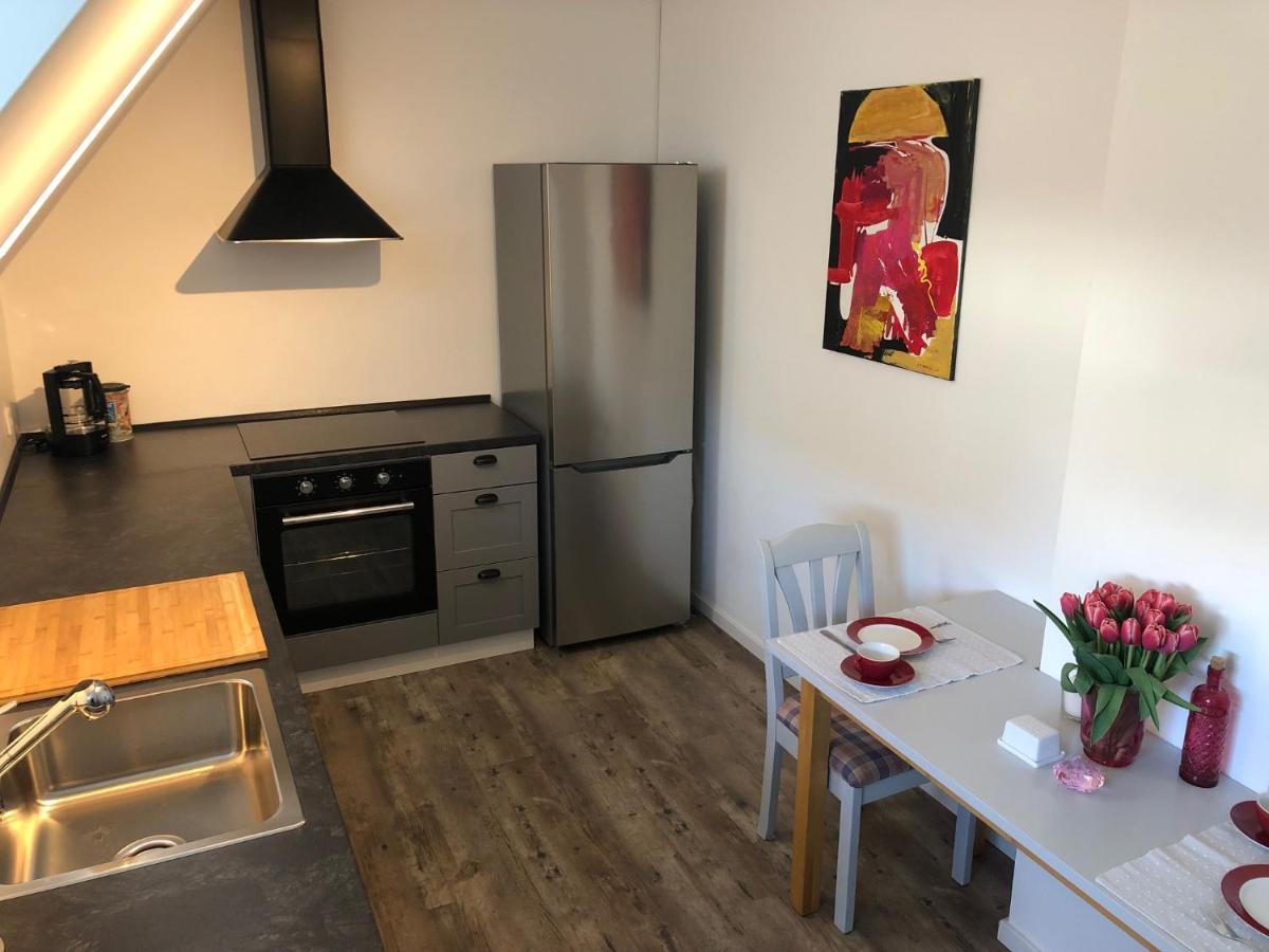 Bel Art Etage Mit Grossem Parkplatz Apartment Haan Exterior photo