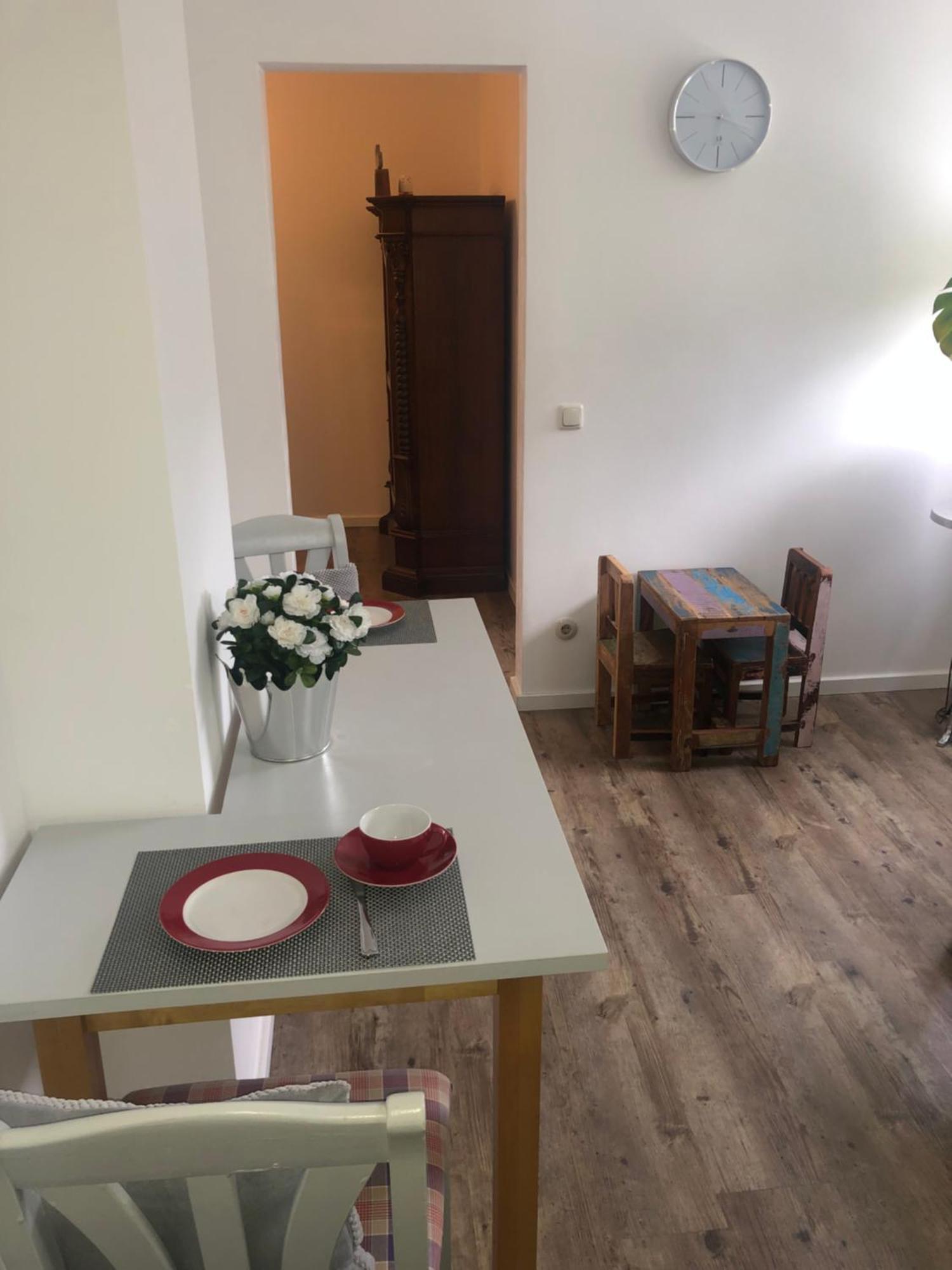 Bel Art Etage Mit Grossem Parkplatz Apartment Haan Exterior photo